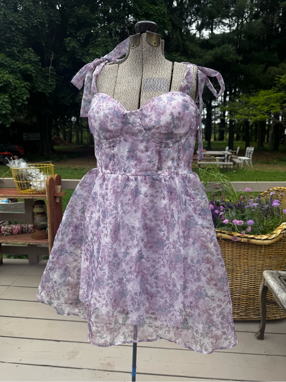 NWT Mimi corset Tie-Shoulder Lavender Floral Fit & Flare Dress